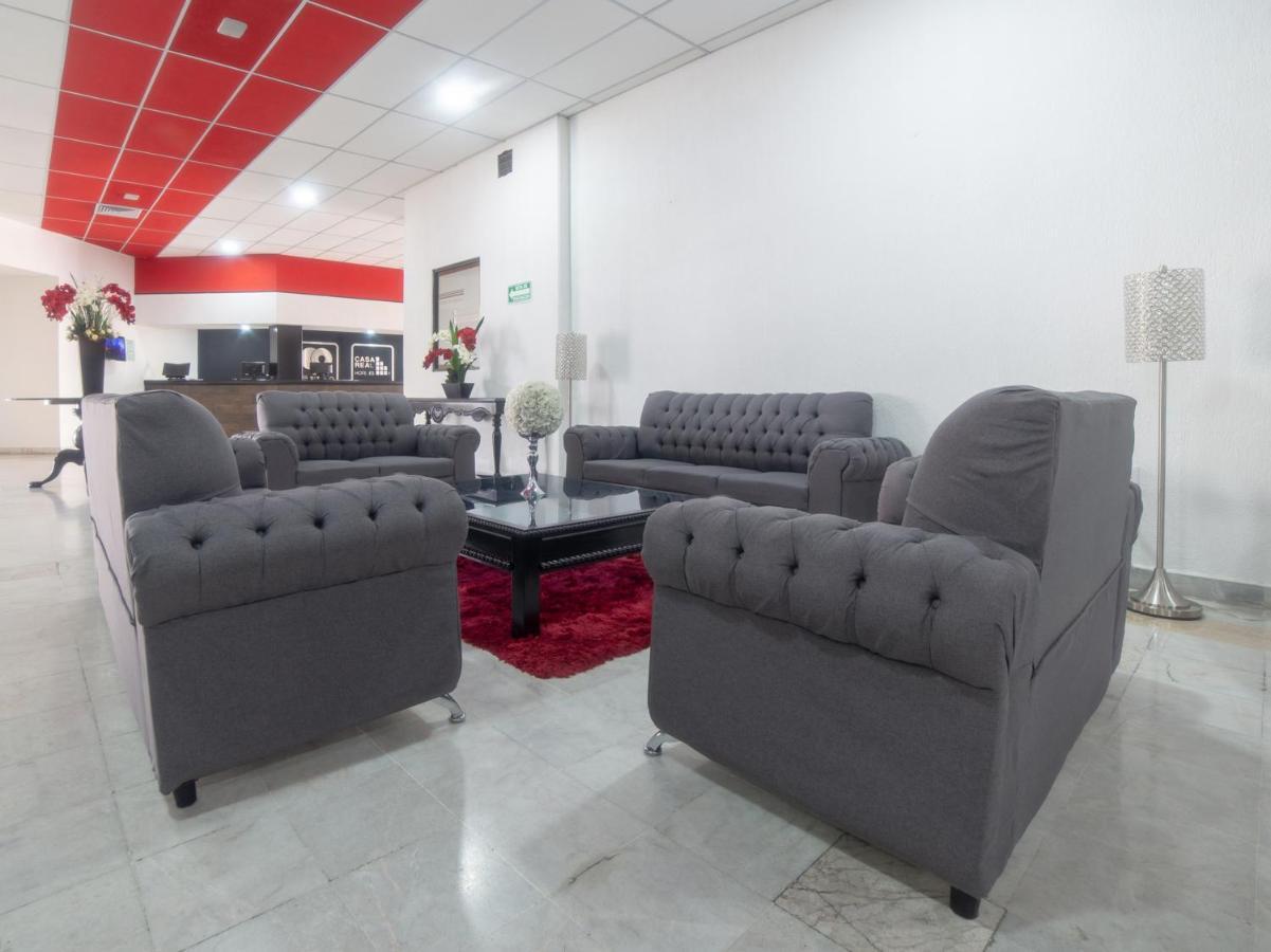 Capital O Hotel Casa Real Celaya Селая Екстериор снимка